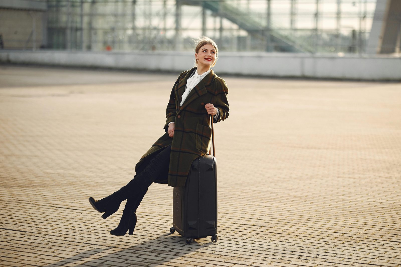 Tourist with suitcase arriving in a European city — first-time visitors to Copenhagen should choose accommodations near central walking attractions